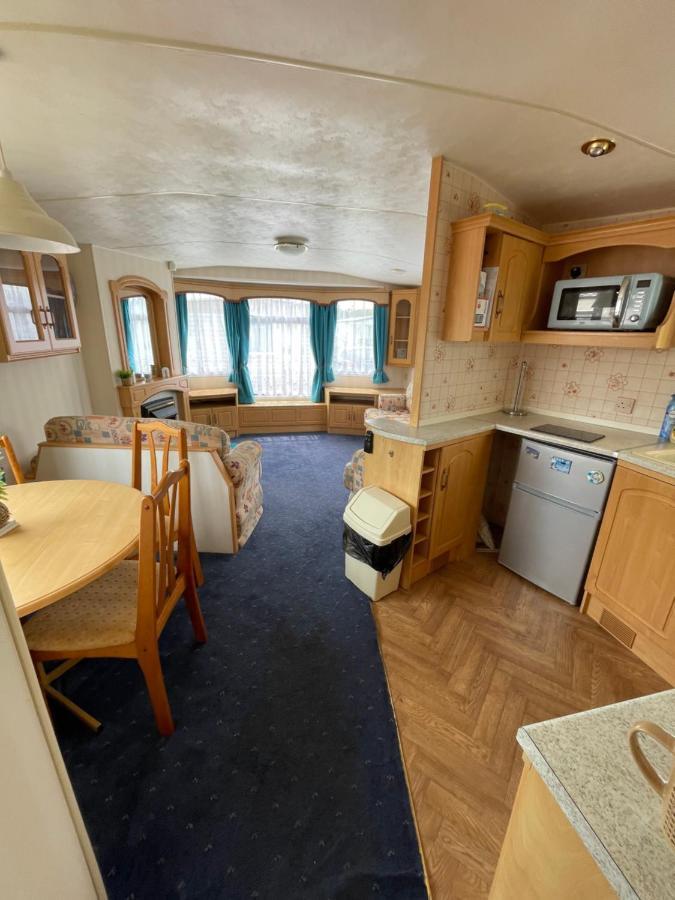 Tessas Caravan Breaks 3 Chapel Saint Leonards Exterior foto